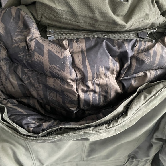 The North Face Forest Green Mid length Winter Jacket - Picture 4 of 6